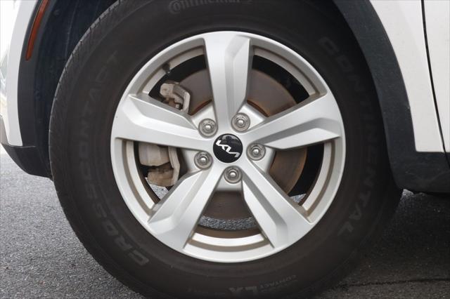 used 2022 Kia Sorento car, priced at $24,988