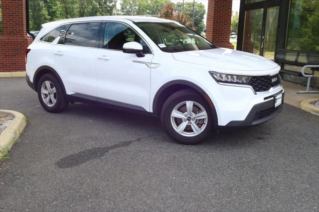 used 2022 Kia Sorento car, priced at $24,988