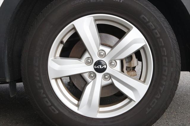 used 2022 Kia Sorento car, priced at $24,988