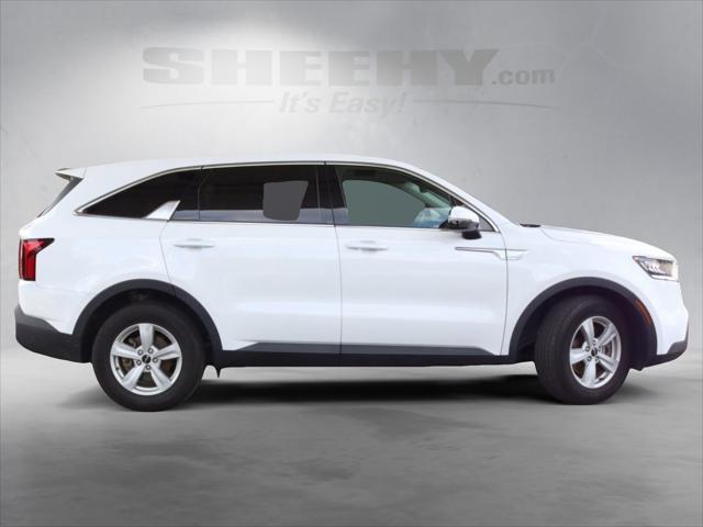 used 2022 Kia Sorento car, priced at $24,988