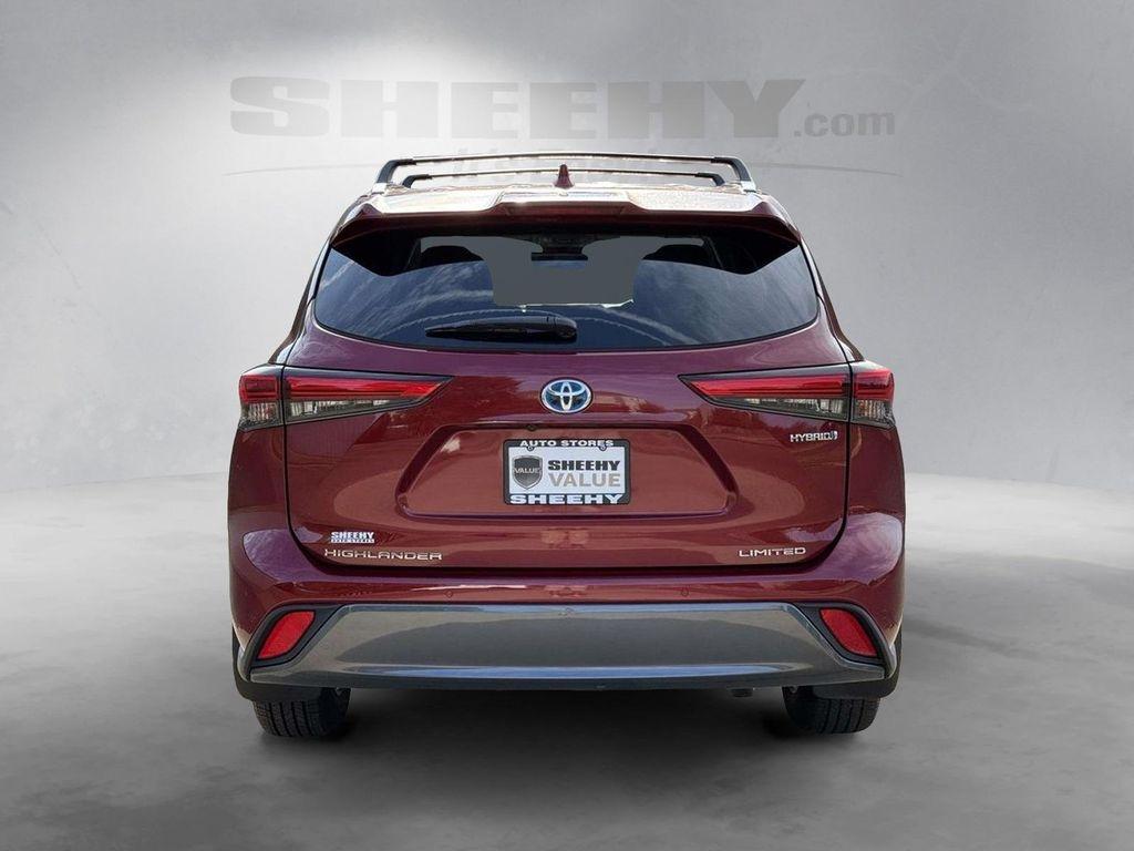 used 2022 Toyota Highlander Hybrid car, priced at $35,300