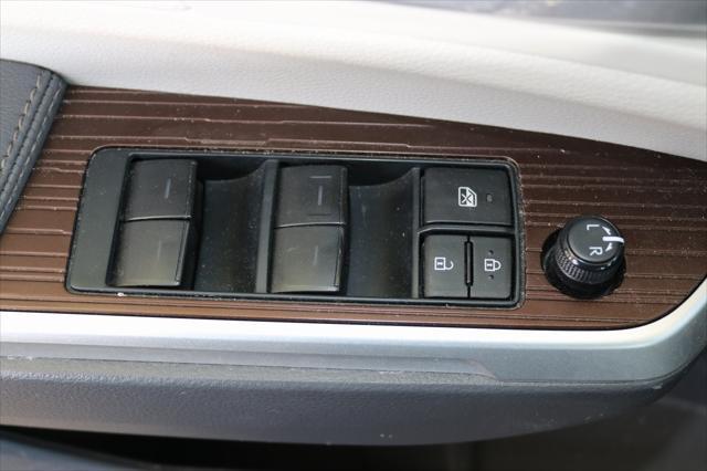 used 2023 Toyota Sienna car