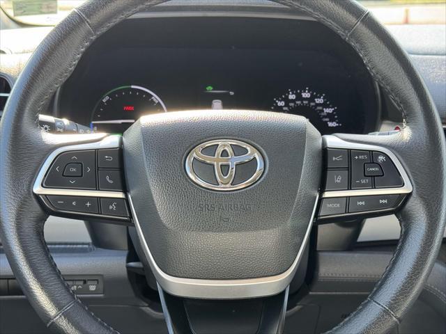 used 2023 Toyota Sienna car, priced at $40,988