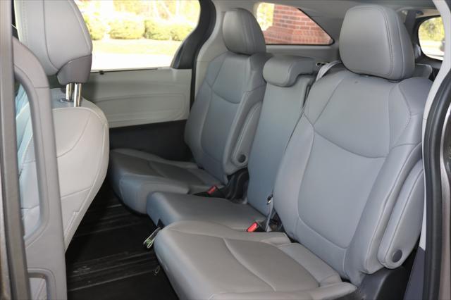 used 2023 Toyota Sienna car