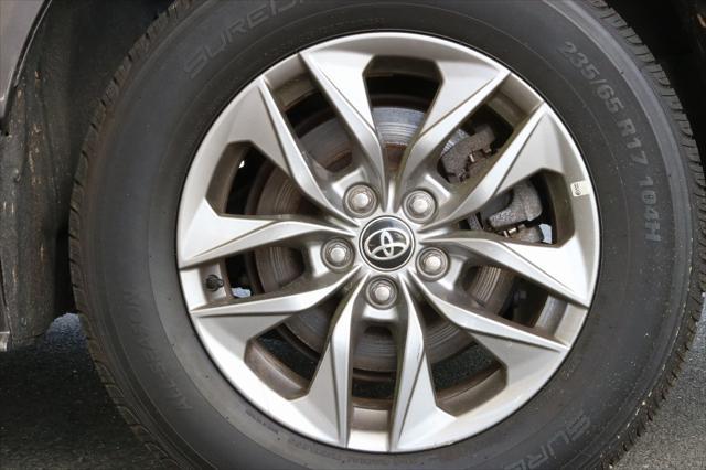 used 2023 Toyota Sienna car