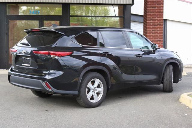 used 2023 Toyota Highlander car