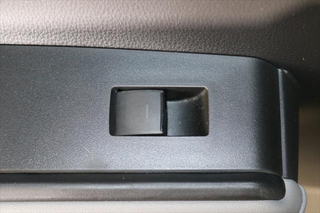 used 2023 Toyota Highlander car