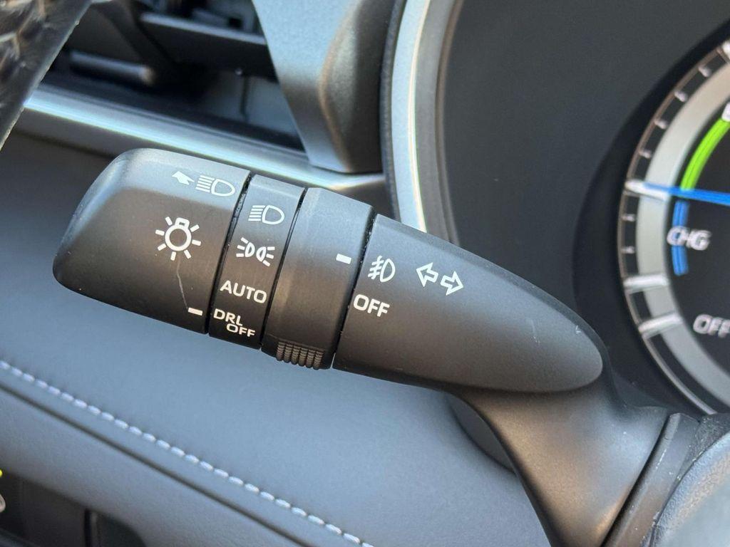 used 2020 Toyota Highlander Hybrid car, priced at $36,388
