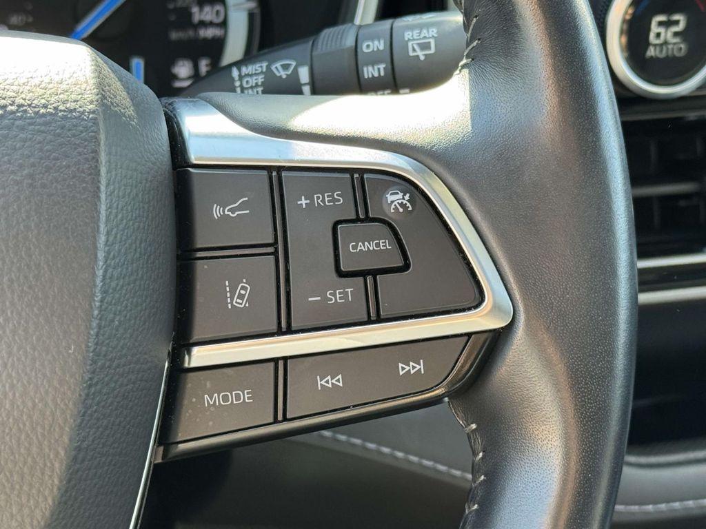 used 2020 Toyota Highlander Hybrid car, priced at $36,388