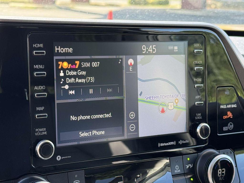 used 2020 Toyota Highlander Hybrid car, priced at $36,388