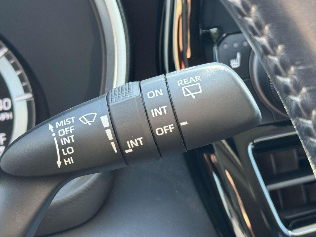 used 2020 Toyota Highlander Hybrid car, priced at $36,388