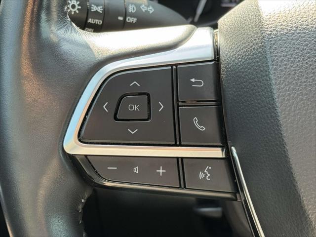 used 2021 Toyota Highlander car, priced at $32,979