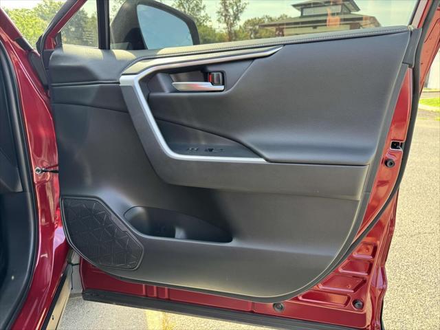 used 2020 Toyota RAV4 Hybrid car, priced at $26,888
