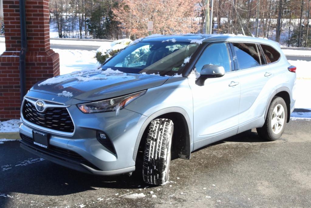 used 2021 Toyota Highlander car, priced at $30,450