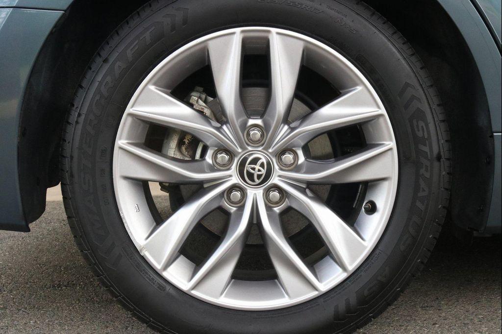 used 2021 Toyota Avalon Hybrid car, priced at $25,988
