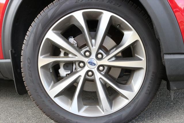 used 2025 Ford Explorer car