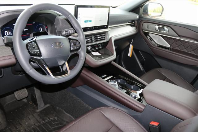 used 2025 Ford Explorer car