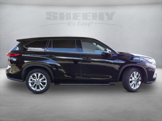 used 2022 Toyota Highlander car, priced at $38,988
