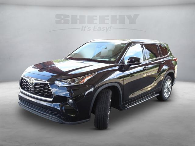 used 2022 Toyota Highlander car, priced at $38,988