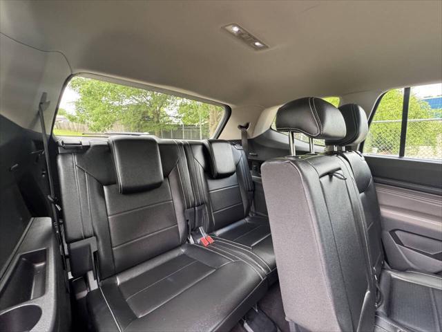 used 2021 Volkswagen Atlas car, priced at $17,800