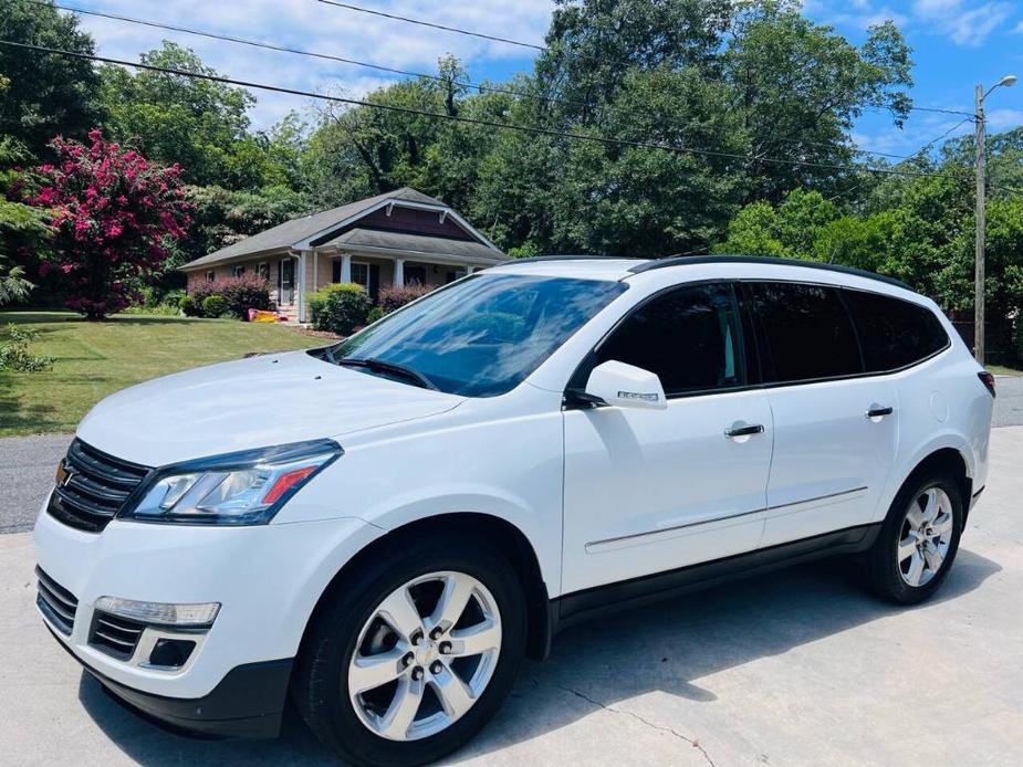 used 2016 Chevrolet Traverse car, priced at $9,999