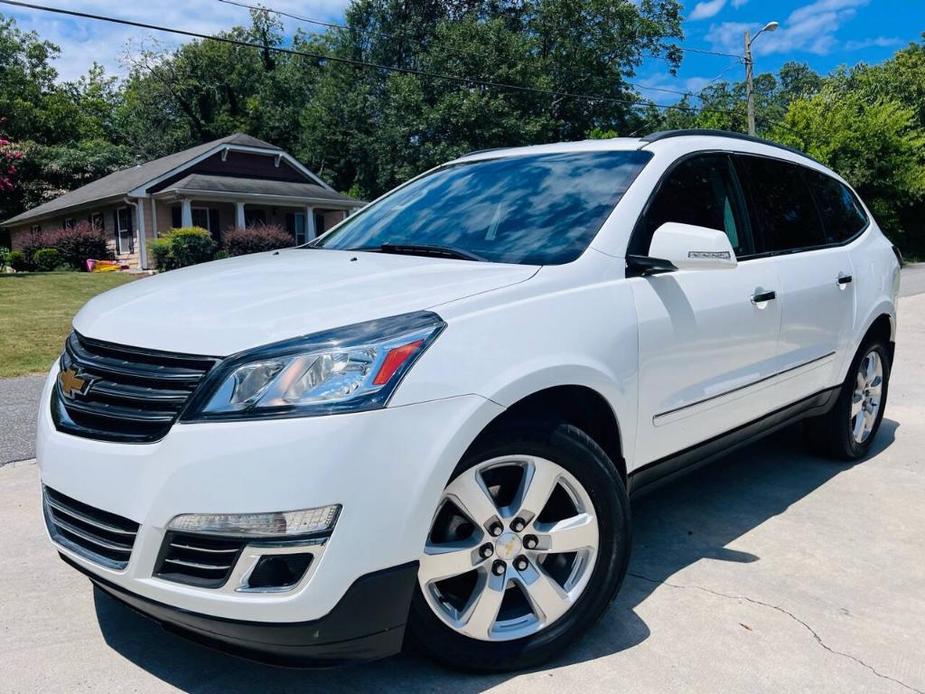 used 2016 Chevrolet Traverse car, priced at $9,999