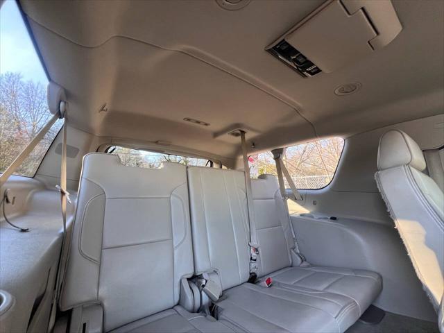 used 2015 GMC Yukon XL car, priced at $17,500