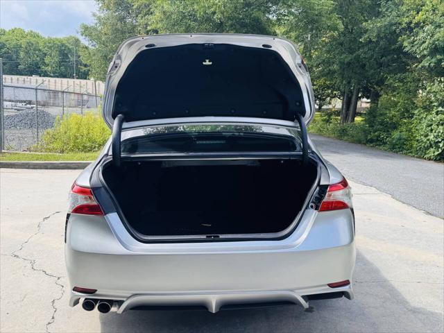 used 2019 Toyota Camry Hybrid car, priced at $18,749