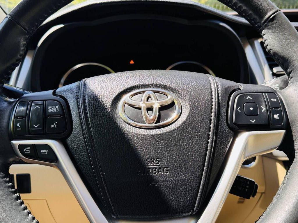used 2015 Toyota Highlander car, priced at $14,999
