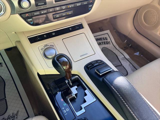 used 2014 Lexus ES 350 car, priced at $12,556