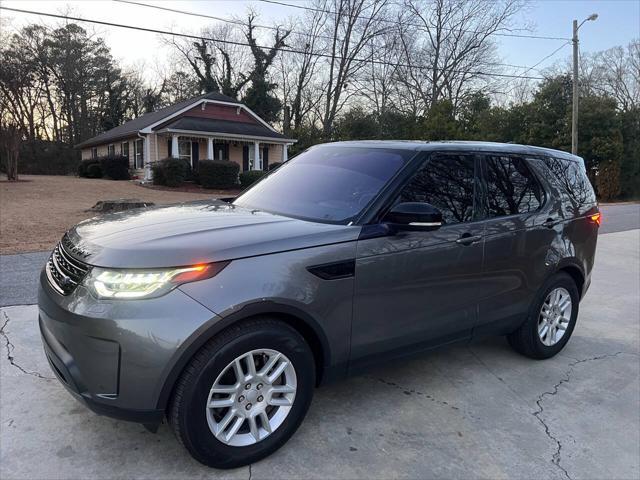 used 2018 Land Rover Discovery car, priced at $18,196