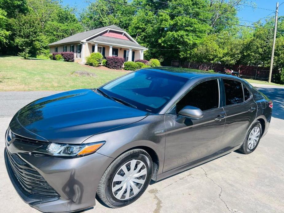 used 2019 Toyota Camry Hybrid car, priced at $14,999