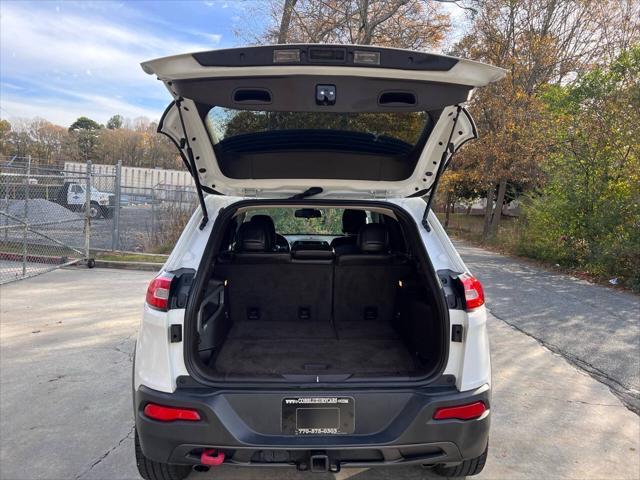 used 2014 Jeep Cherokee car, priced at $7,675