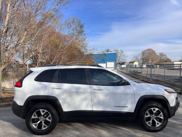 used 2014 Jeep Cherokee car, priced at $7,675