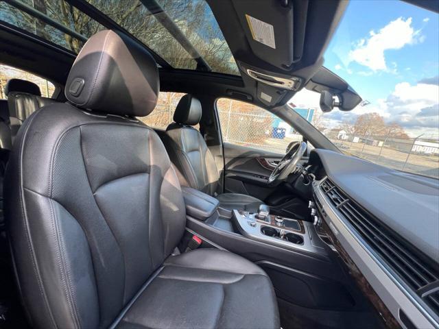 used 2018 Audi Q7 car, priced at $16,000