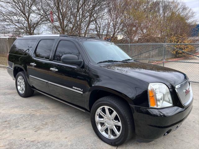 used 2014 GMC Yukon XL car, priced at $9,060