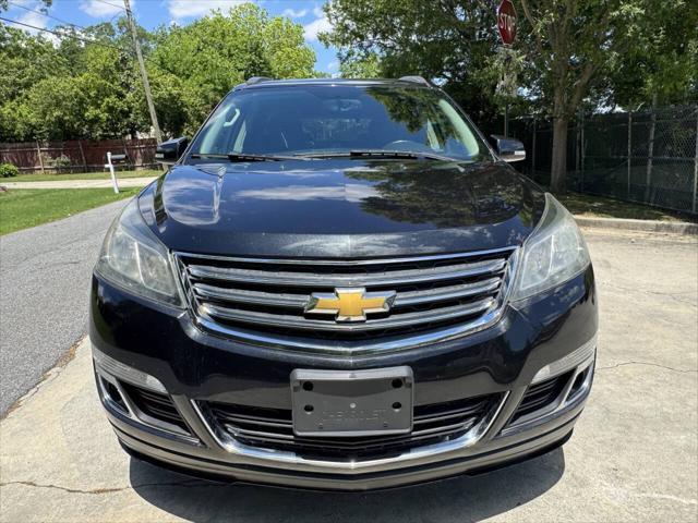 used 2015 Chevrolet Traverse car, priced at $8,500