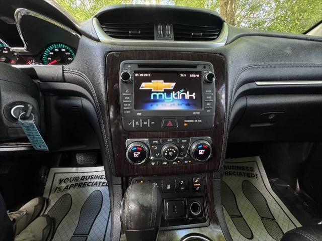 used 2015 Chevrolet Traverse car, priced at $8,500