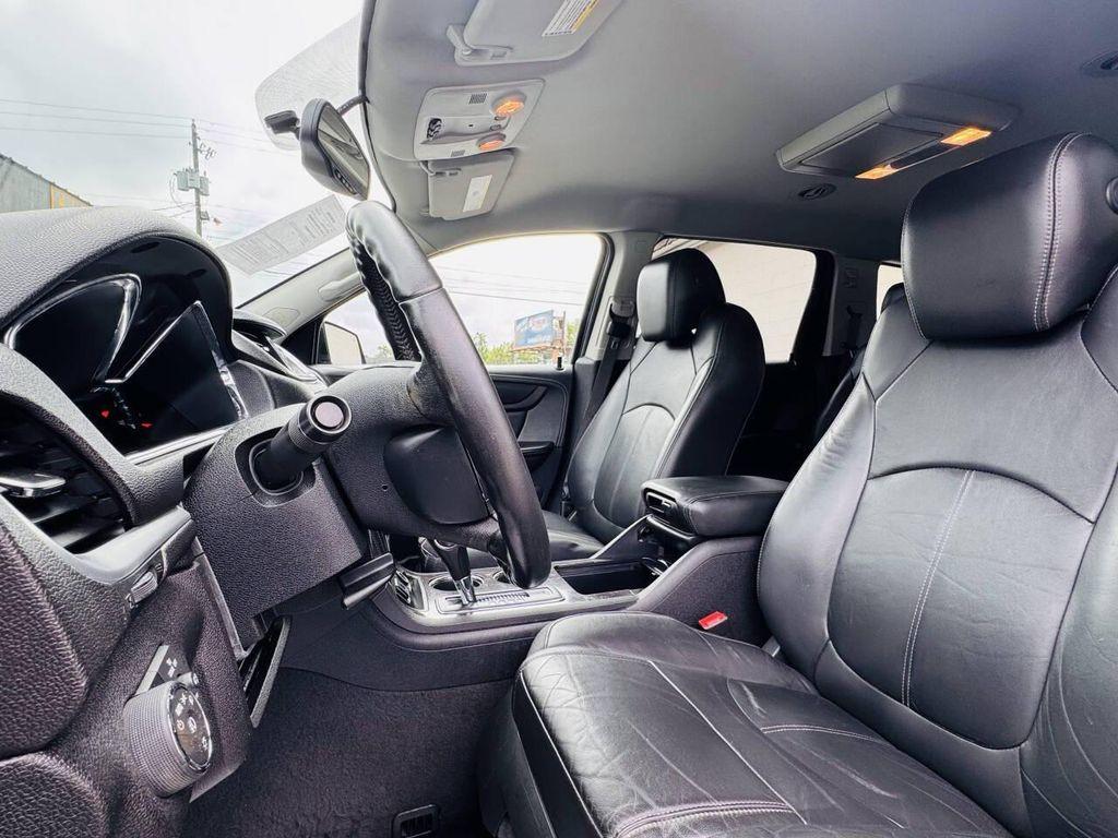 used 2015 Chevrolet Traverse car, priced at $6,999