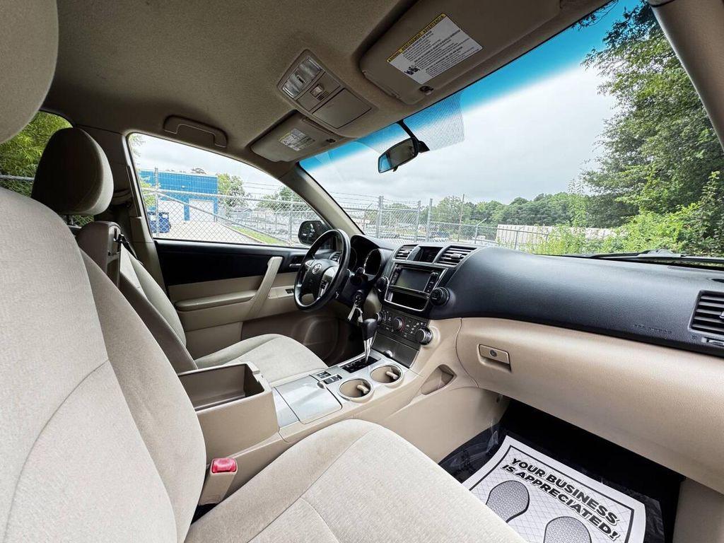 used 2013 Toyota Highlander car, priced at $8,999