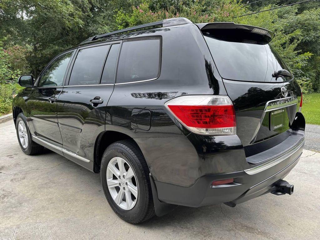 used 2013 Toyota Highlander car, priced at $8,999