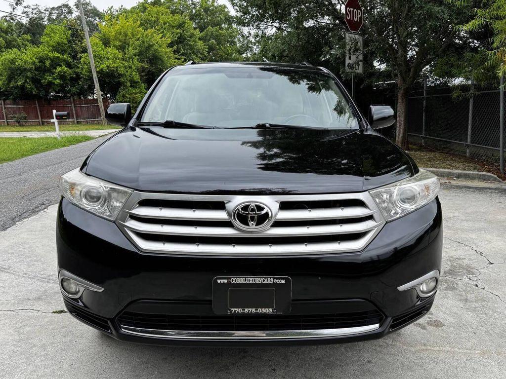 used 2013 Toyota Highlander car, priced at $8,999