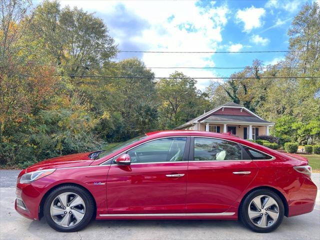 used 2016 Hyundai Sonata Hybrid car, priced at $8,999