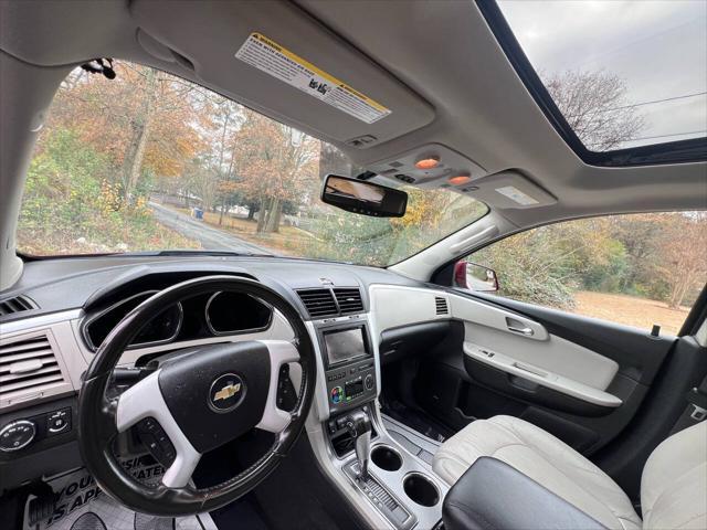 used 2011 Chevrolet Traverse car, priced at $7,500