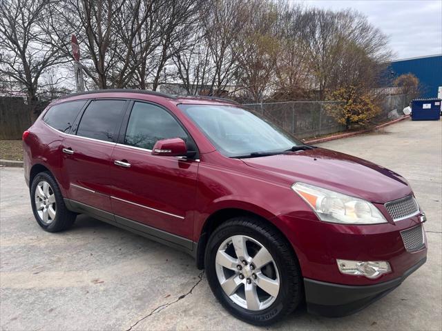 used 2011 Chevrolet Traverse car, priced at $7,500