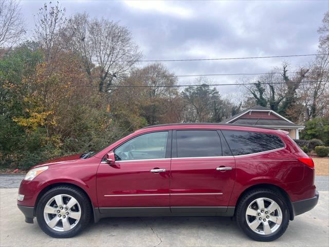 used 2011 Chevrolet Traverse car, priced at $7,500