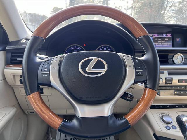 used 2013 Lexus ES 300h car, priced at $14,999