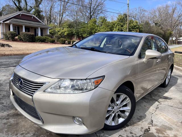 used 2013 Lexus ES 300h car, priced at $14,999
