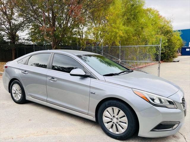 used 2016 Hyundai Sonata Hybrid car, priced at $8,816