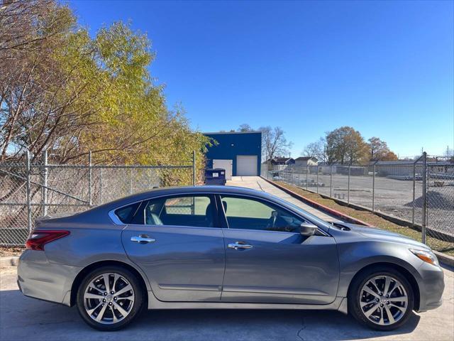 used 2018 Nissan Altima car, priced at $7,999